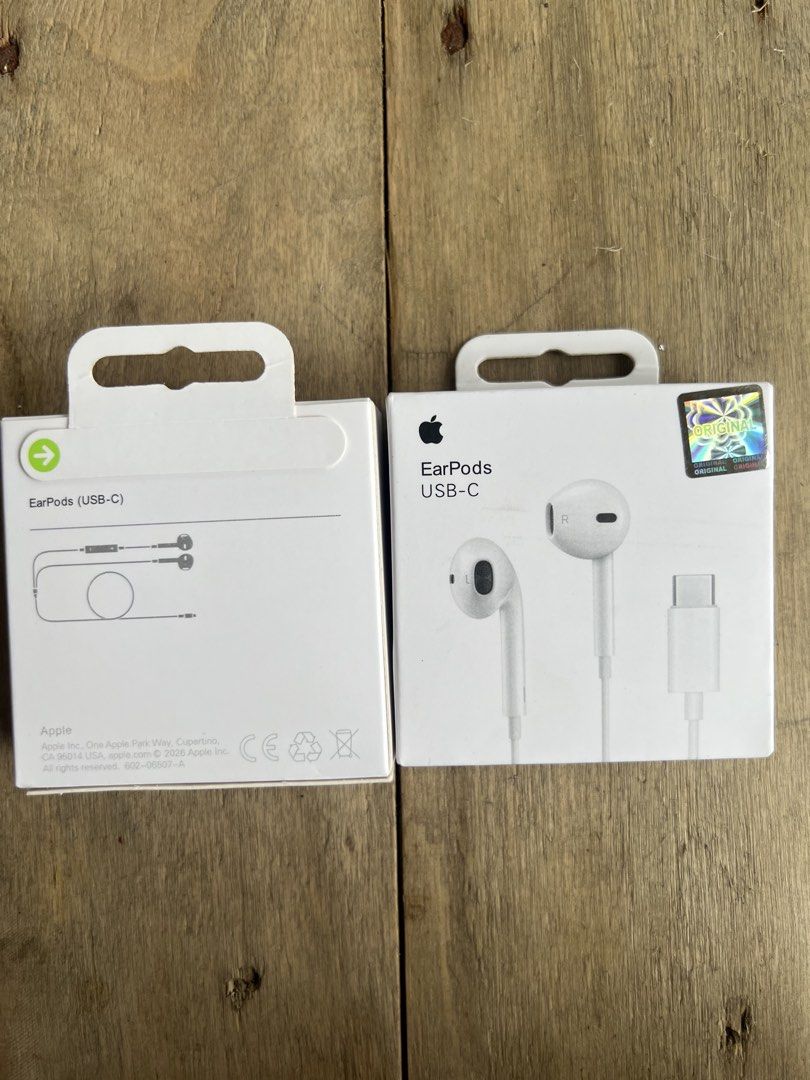 iPhone type-c earphones-Sealed Items! (Category: Earphones) located in Manila. Submitted by warm_jamin (Listing ID 1463310006, Image 2). Description: 🎧 iPhone Type-C Earphones ✅ Original Apple ✅ Brand New & Sealed ✅ USB Type-C Connector ✅ No Bluetooth Needed ✅ Plug & Play ✅ Clear & Crisp Sound ✅ Compatible with iPhone 15 / 16 / 17 / 18 and compatible iPad models 📦 Sealed item — ready to use. 📩 PM for price and availability. .