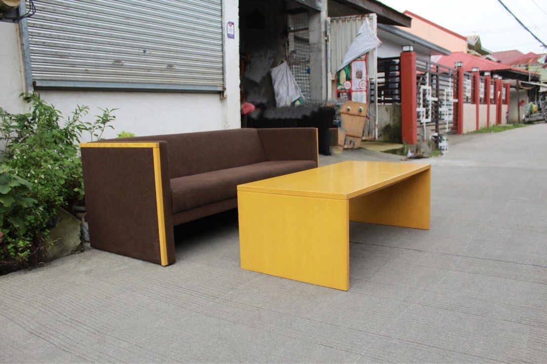 ITOKI Sofa and Coffee Table Set 🇯🇵🇯🇵🇯🇵 (Category: Sofas) located in San Fernando. Submitted by juls.japan.surplus (Listing ID 1463285016, Image 3). Description: ITOKI Sofa and Coffee Table Set 3-seater sofa with chocolate brown fabric upholstery, light wood accents and a matching waterfall-style coffee table. Perfect for offices, reception areas, lounges or modern living spaces Sofa L:66 ¼ • W:27 ½ • Seat H:15 ¾ • Back H:25 ¾ Center table L