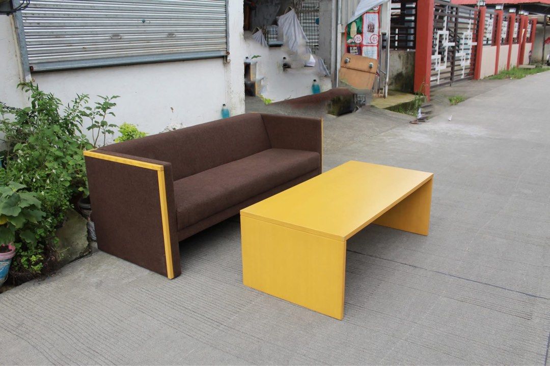 ITOKI Sofa and Coffee Table Set 🇯🇵🇯🇵🇯🇵 (Category: Sofas) located in San Fernando. Submitted by juls.japan.surplus (Listing ID 1463285016, Image 2). Description: ITOKI Sofa and Coffee Table Set 3-seater sofa with chocolate brown fabric upholstery, light wood accents and a matching waterfall-style coffee table. Perfect for offices, reception areas, lounges or modern living spaces Sofa L:66 ¼ • W:27 ½ • Seat H:15 ¾ • Back H:25 ¾ Center table L
