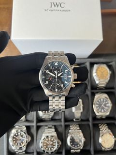 (Category: ) located in . Submitted by timepiecegarage (Listing ID 1463176735, Image 1). Description: .