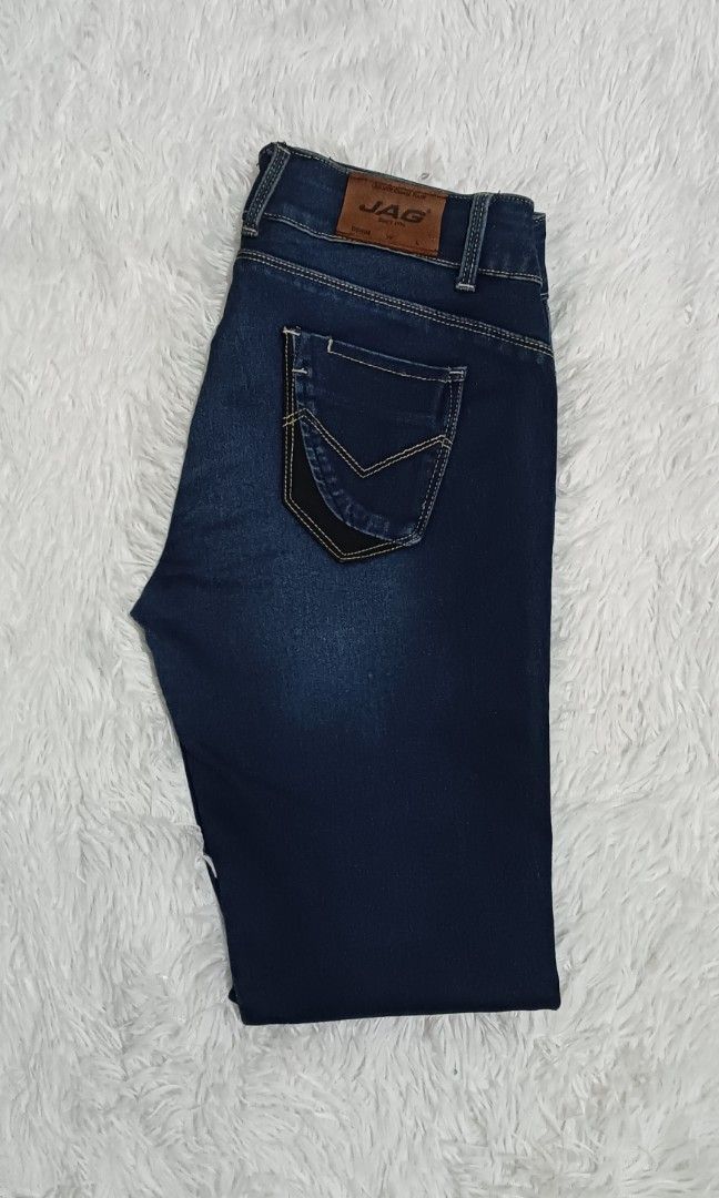 JAG JEANS (Category: Jeans) located in Ozamiz City. Submitted by lovethriftshop18 (Listing ID 1463127832, Image 1). Description: size 30-31 stretchable length 35 no issue.