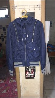 (Kategori: ) berada di . Dikirim oleh thriftinka (ID iklan 1463174373, Gambar 1). Deskripsi: .