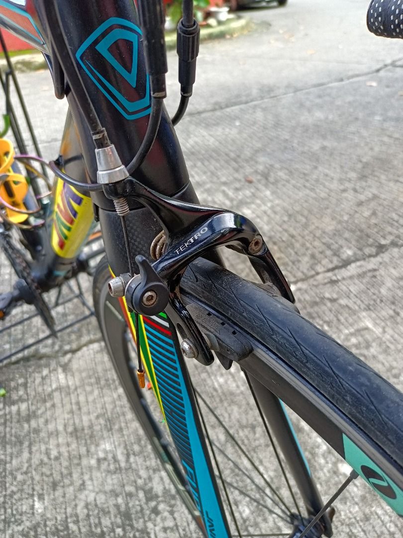JAVA FUOCO - AERO ROAD BIKE – NEGOTIABLE (Category: Bicycles) located in Caloocan City. Submitted by pampiksz (Listing ID 1463186771, Image 3). Description: JAVA FUOCO - AERO ROAD BIKE – ₱50,000 NEGOTIABLE **FRAME & COCKPIT** • 52CM Frame Size • JAVA lightweight aluminum frame • Carbon fork • Integrated aero handlebar • Aero seatpost **DRIVETRAIN** • STI: Shimano 105 R7000 • Front Derailleur: Shimano 105, 12-Speed • Rear Derailleur: Shimano 105, 