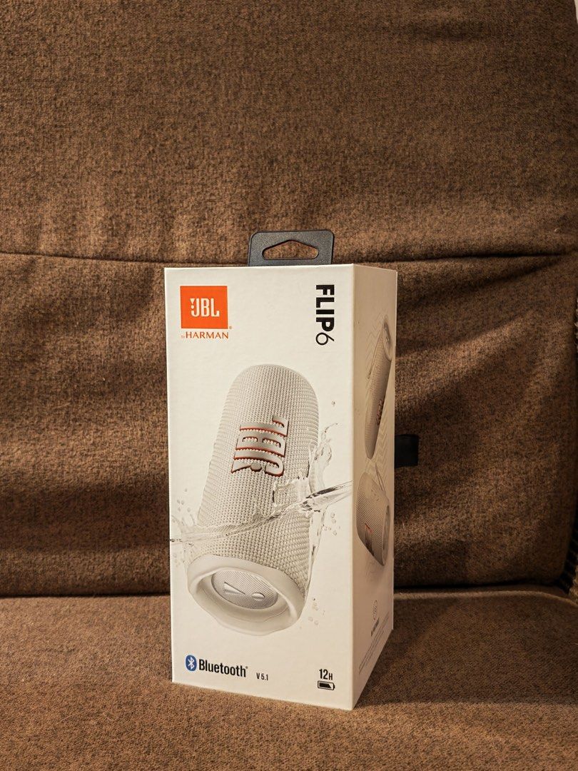 JBL Flip 6 Portable Waterproof Bluetooth Speaker (Category: Soundbars, Speakers & Amplifiers) located in San Mateo. Submitted by airarossy_ (Listing ID 1463130862, Image 2). Description: - JBL Flip 6 Bluetooth Speaker - Bluetooth v5.1 - Up to 12 hours playtime - PartyBoost feature for amplified sound - Waterproof design (IP67) - Perfect for outdoor parties and gatherings - Comes in original packaging.