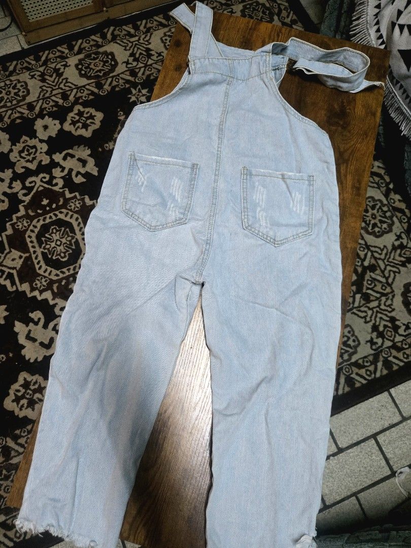 Jeans Overall (Category: Jeans) located in Manila. Submitted by oki.ukay (Listing ID 1463226647, Image 3). Description: .