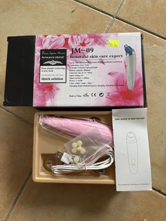 (Category: ) located in . Submitted by mco_declutter (Listing ID 1463217382, Image 1). Description: .