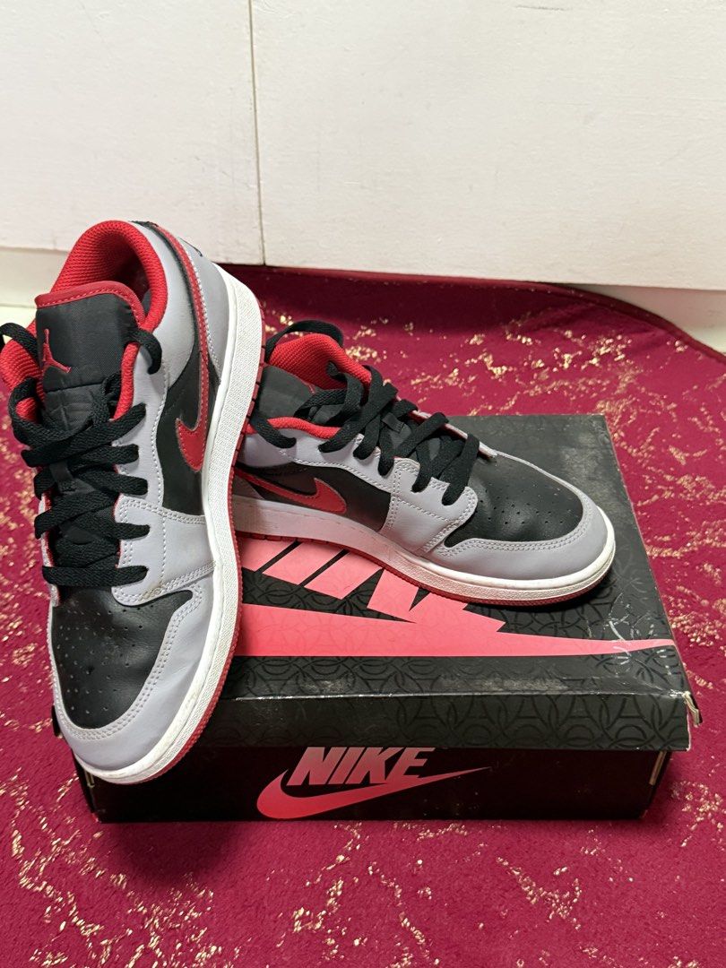 Jordan 1 Retro Low (Category: Casual Shoes) located in Pasay City. Submitted by fibi.beltran (Listing ID 1463184433, Image 3). Description: .