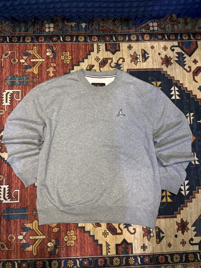 Jordan Brooklyn Fleece Heather Grey Sweatshirt (Category: Coats, Jackets and Outerwear) located in Caloocan City. Submitted by worthysupplies-83215 (Listing ID 1463146634, Image 3). Description: Jordan Brooklyn Fleece Heather Grey Sweatshirt featuring a small embroidered Jumpman logo on the left chest. width: 23 inches length: 26.5 inches sleeve length: 23 inches excellent condition: 9/10 ₱650 + shipping.