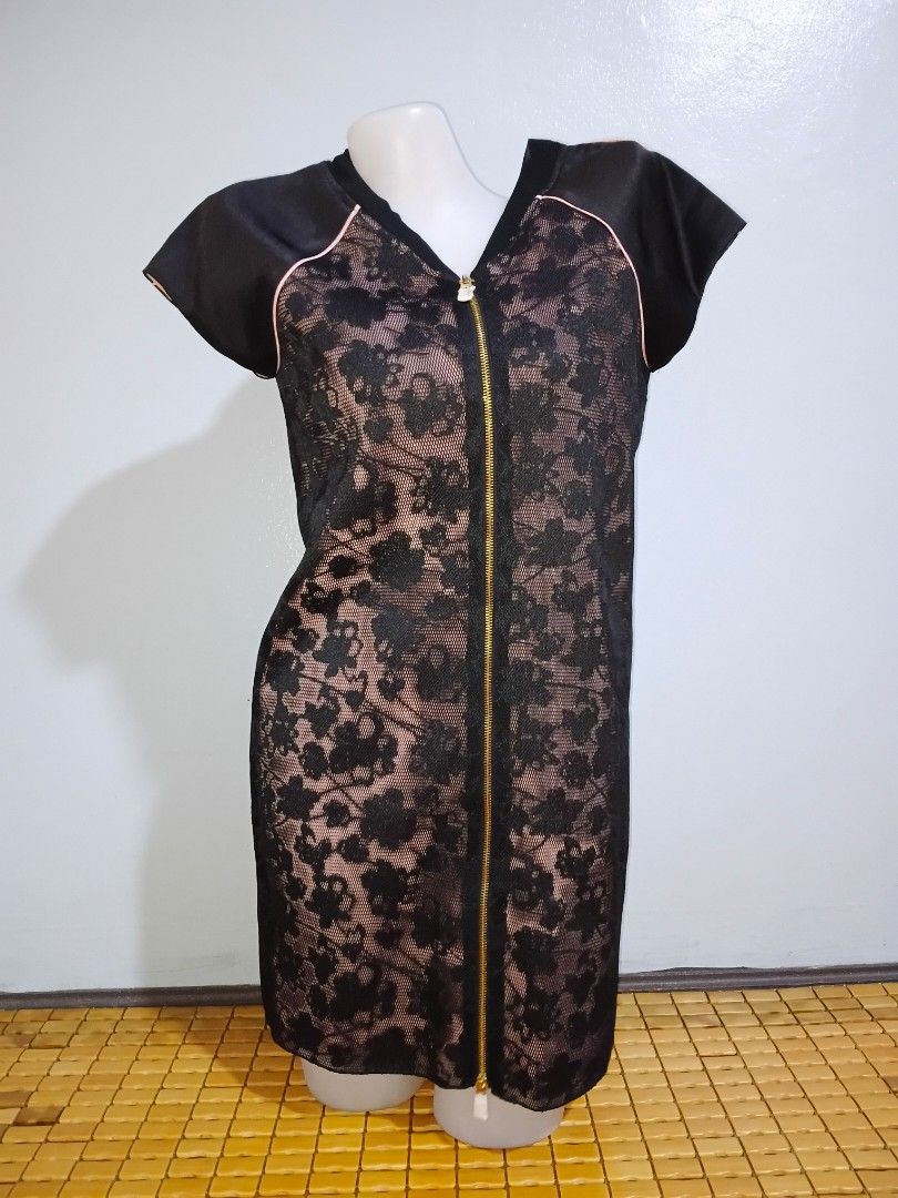 Juicy Couture (Category: Evening dresses & gowns) located in Las Pinas. Submitted by jennyheaven (Listing ID 1463244910, Image 1). Description: .