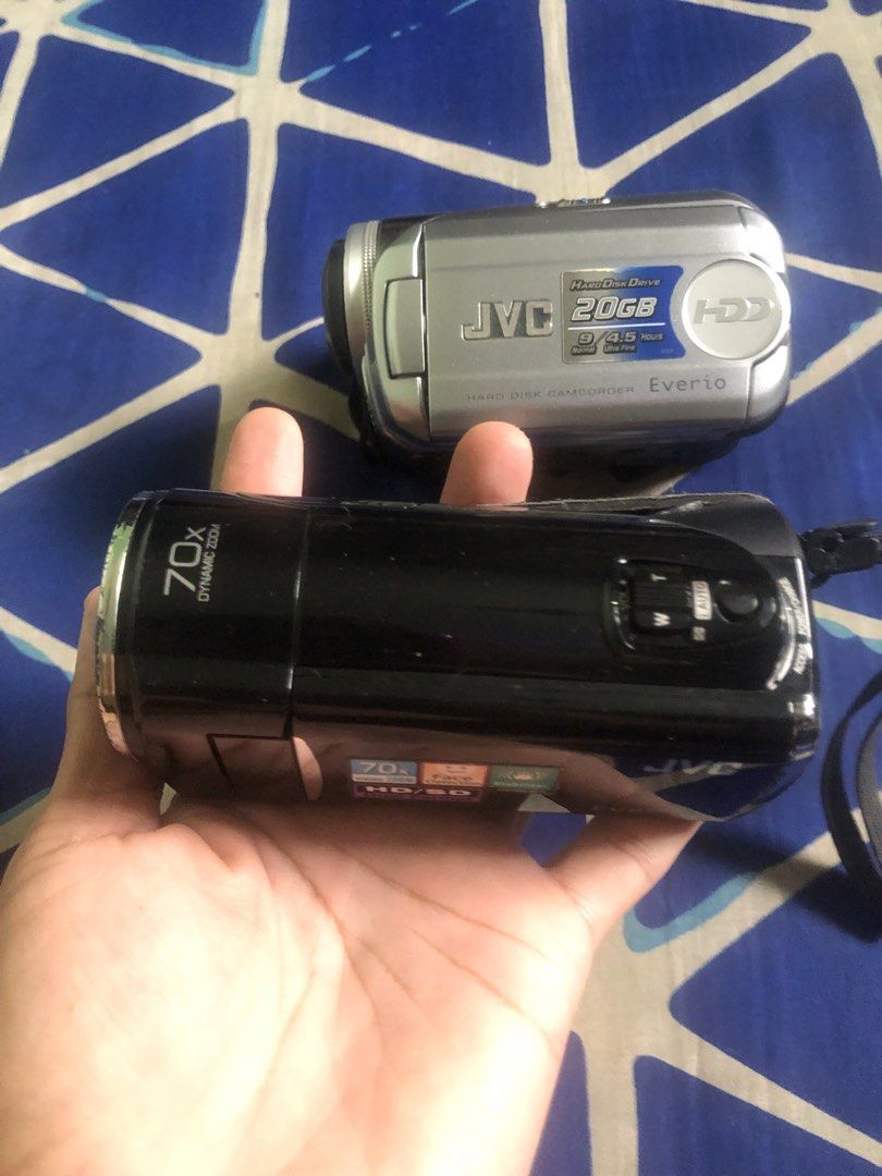 JVC Everio handy cams untested bundle (Category: Video Cameras) located in Quezon City. Submitted by markgolveo (Listing ID 1463132550, Image 2). Description: JVC Everio handy cams untested bundle Untested bundle no batteries Selling as set pair only no set breaking For parts out repairs considered as defectives.