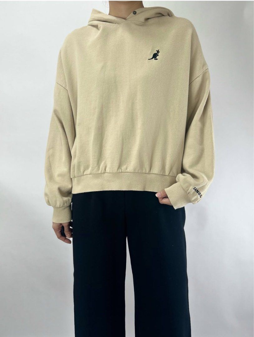 Kangol Hoodie (Category: Hoodies) located in Tacloban City. Submitted by homeresmik34297 (Listing ID 1463324915, Image 3). Description: .