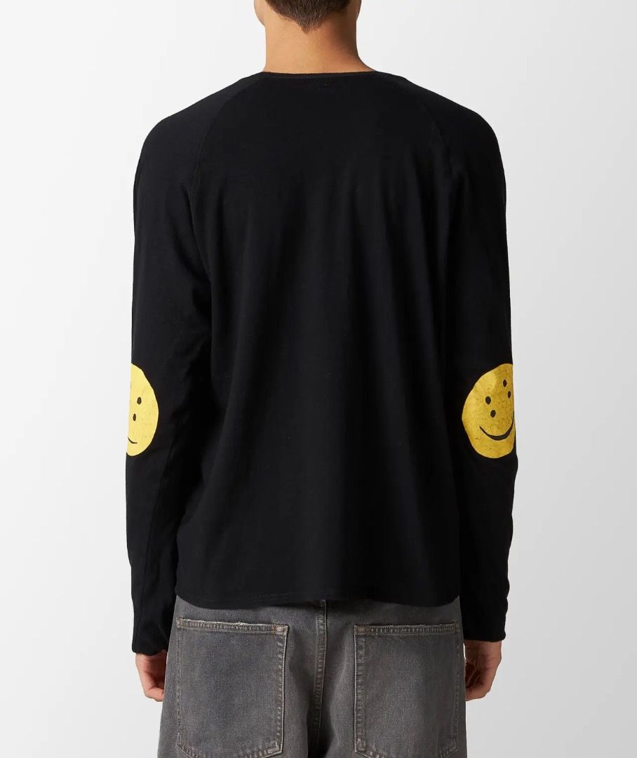 Kapital - Rainbowy Patch Tenjiku Chef Longsleeves (Category: Tshirts & Polo Shirts ) located in Manila. Submitted by graymatter_ (Listing ID 1463218480, Image 1). Description: Kapital - Rainbowy Patch Tenjiku Chef Longsleeves Tagged Size: 3 Condition: 8.5/10 Flaws: Cracking of Prints, Overall Cotton Piling Material: 100% Cotton Made in: Japan SRP: $255 Dimensions Length: 26.5 Width: 22.