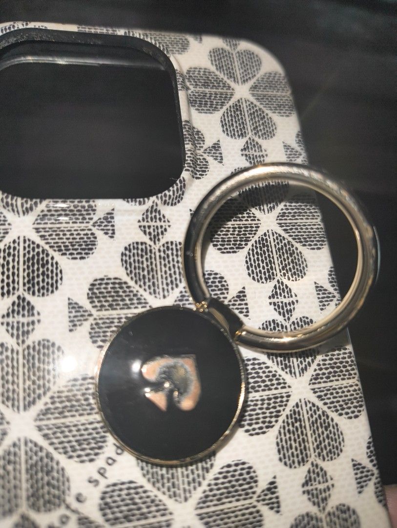Kate Spade Phone Case with Ring iPhone 15 Pro (Category: Cases & Sleeves) located in Marikina City. Submitted by futurasansss (Listing ID 1463129330, Image 2). Description: 🟣 Heavily used 🟣 Comes with original Box 🟣 Price is super low na, no more LP PM for more details 🍒💕Thanks for checking out my listing🍒💕 🍒 WHY BUY FROM ME? I can ship nationwide via Gogo Express. SF always c/o buyer. 📍Location: Marikina or Katipunan QC 🍒 SDD via Lalam