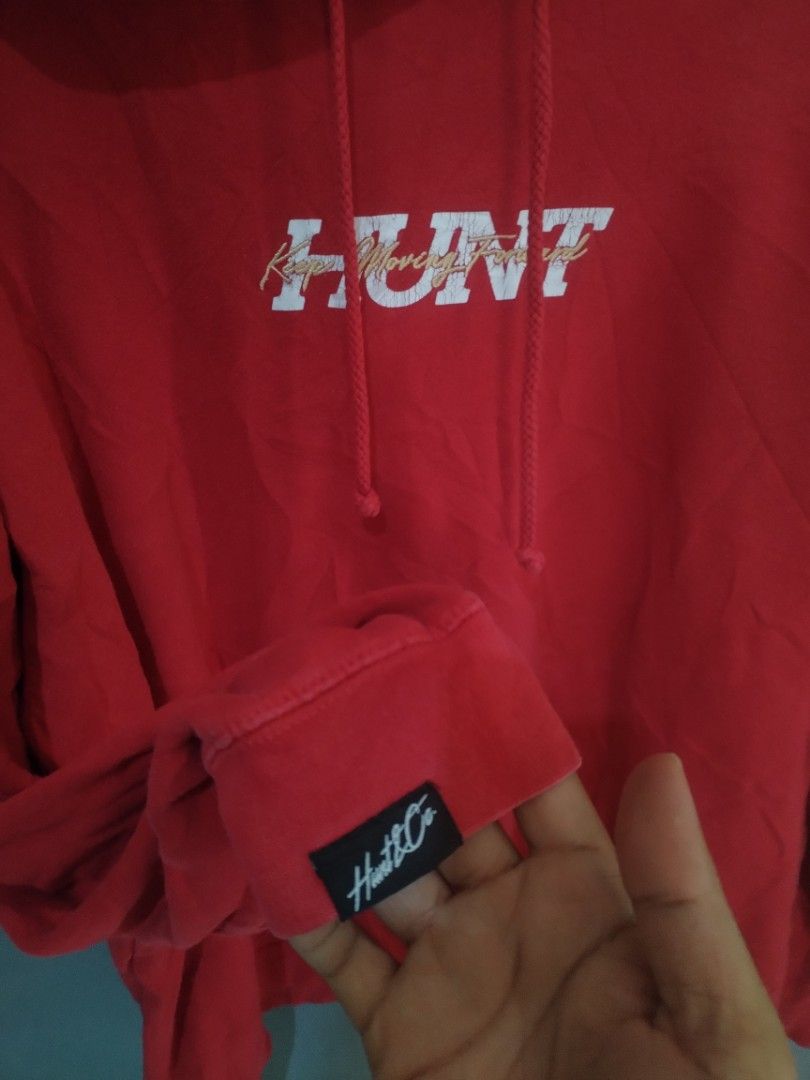 Keep Moving forward by Hunt & Co Red Hoodie (Category: Coats, Jackets and Outerwear) located in Naga. Submitted by basejohnpa64527 (Listing ID 1463146385, Image 2). Description: - Red hoodie from Hunt & Co. - Features the iconic Hunt logo on the front. - Small Hunt & Co. tag detail on the sleeve. - Made with soft material for ultimate comfort. - Ideal for everyday casual wear..