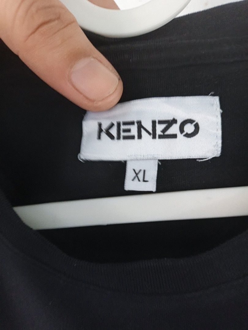 Kenzo Paris (Category: Luxury Apparel) located in Bacolod City. Submitted by freelion-1cc5 (Listing ID 1463323672, Image 3). Description: dimes:22x28 color rate:9.5/10 no issue asnew condition.