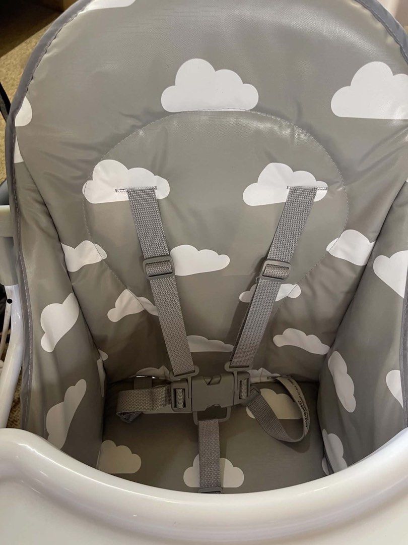 Kids babies high chair with table (Category: Kids Tables & Chairs) located in Mexico. Submitted by BeautyObsession_OnlinePH (Listing ID 1463155132, Image 1). Description: .
