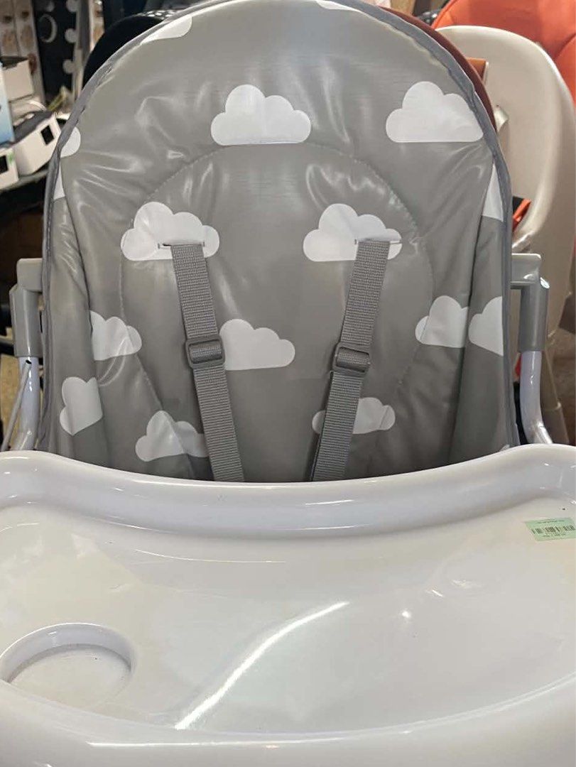 Kids babies high chair with table (Category: Kids Tables & Chairs) located in Mexico. Submitted by BeautyObsession_OnlinePH (Listing ID 1463155132, Image 2). Description: .