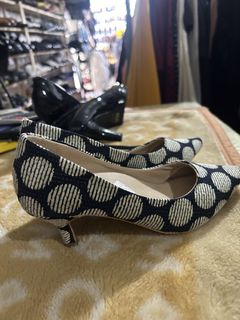 (Category: ) located in . Submitted by cecitrifthshop (Listing ID 1463134706, Image 1). Description: .
