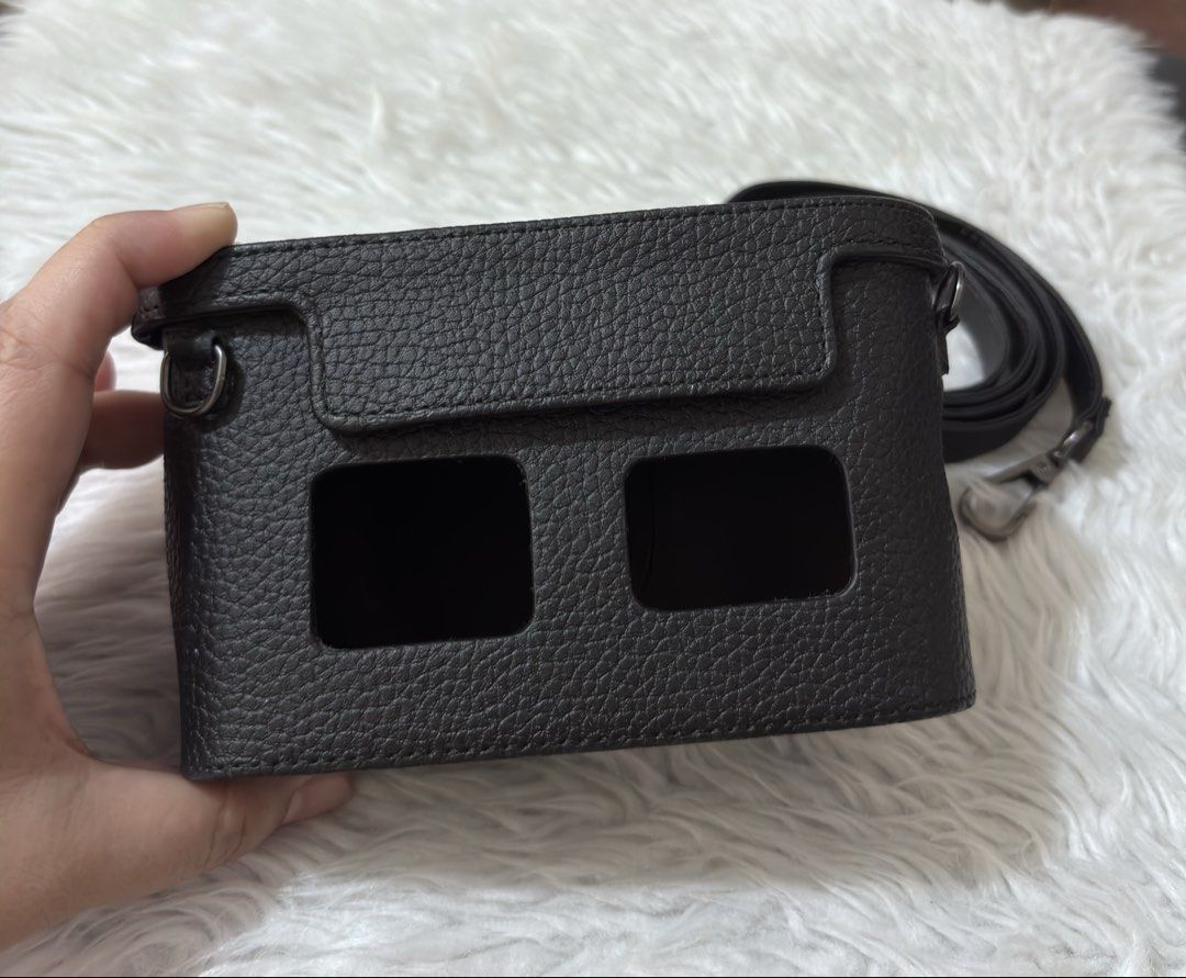 Kodak Mini Shot 2 Era (MS200) Leather Case (Category: Cameras) located in Paranaque City. Submitted by dalle_closet (Listing ID 1463179573, Image 3). Description: slightly used pa ito for Kodak Mini shot 2.