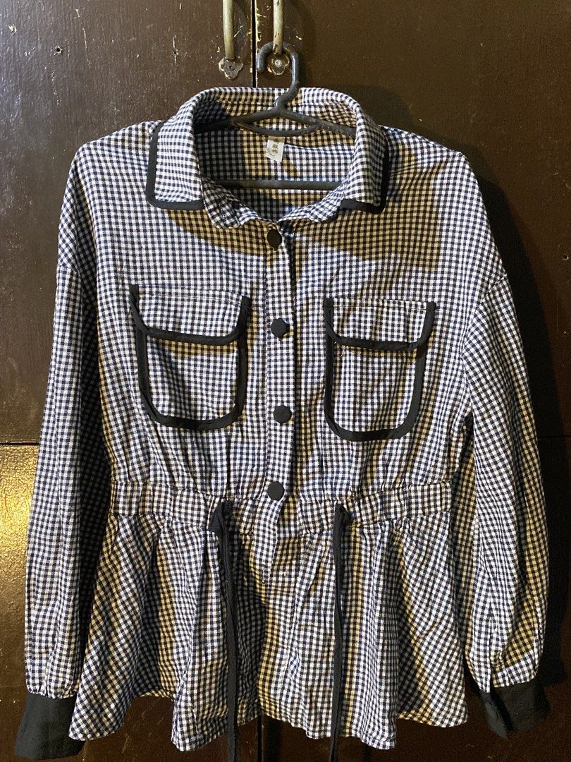 Korean long sleeve (Category: Longsleeves) located in Pasig City. Submitted by fionithrifts (Listing ID 1463246885, Image 2). Description: size: xs-m.