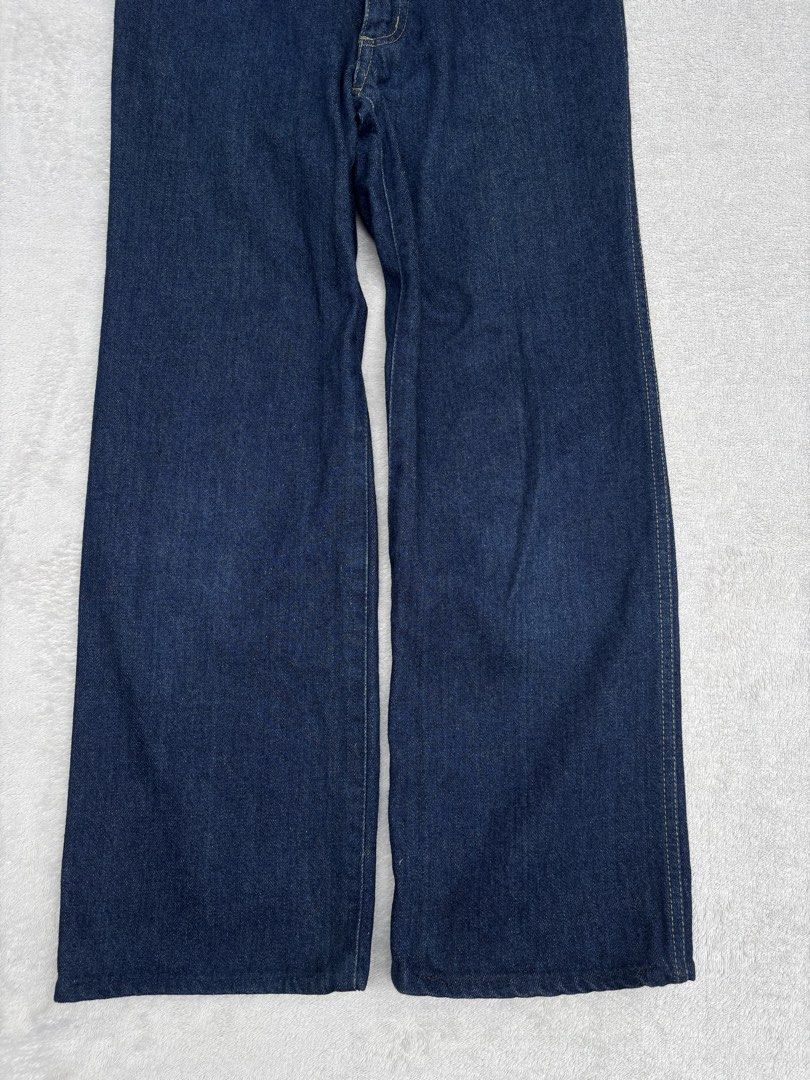 Lacoste Denim pants (Category: Jeans) located in Baguio. Submitted by thecollector2600 (Listing ID 1463158380, Image 2). Description: 24” waist 35” length.