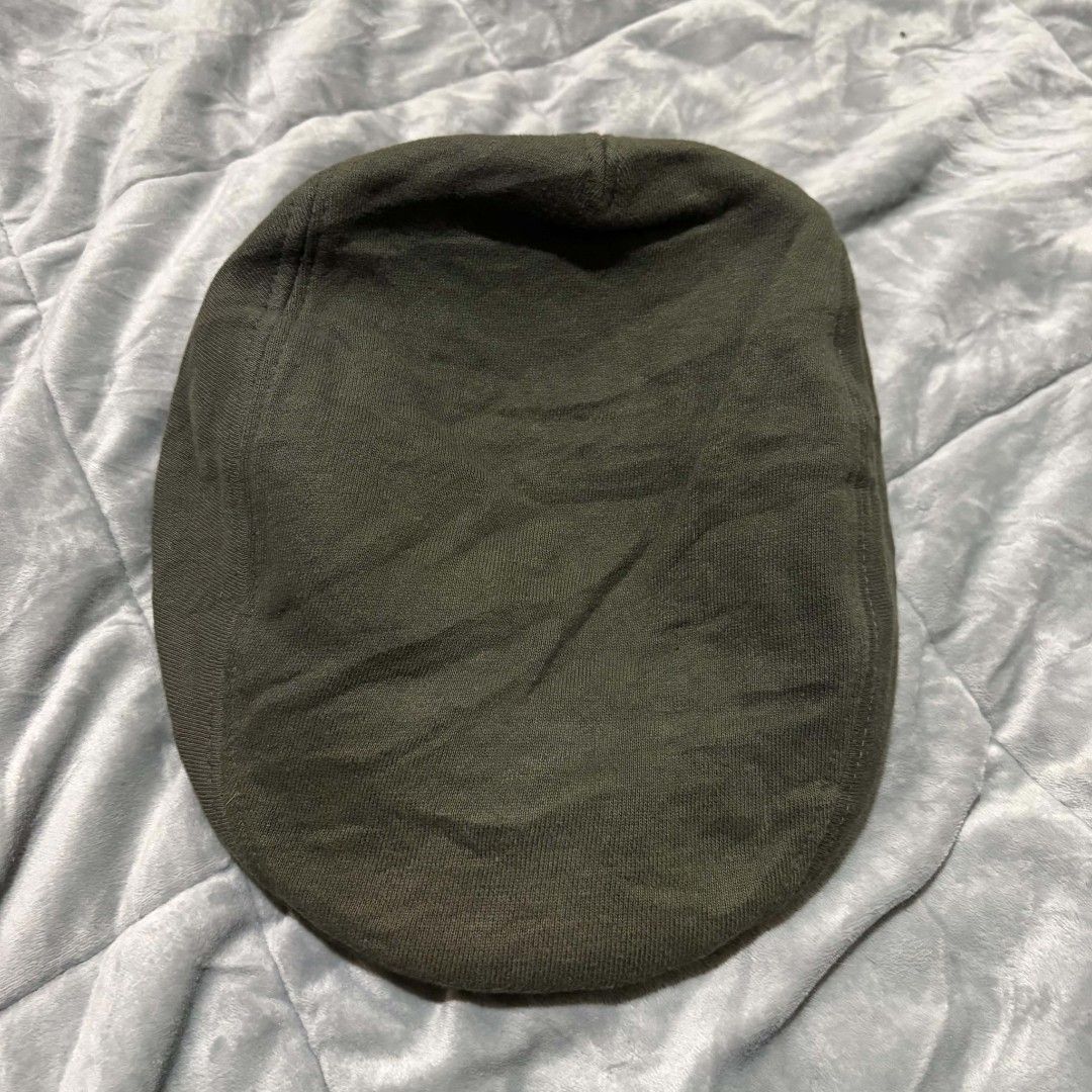 Lacoste flat cap hat (Category: Caps & Hats) located in Carmen. Submitted by aquarius.00 (Listing ID 1463275017, Image 3). Description: med size like new.