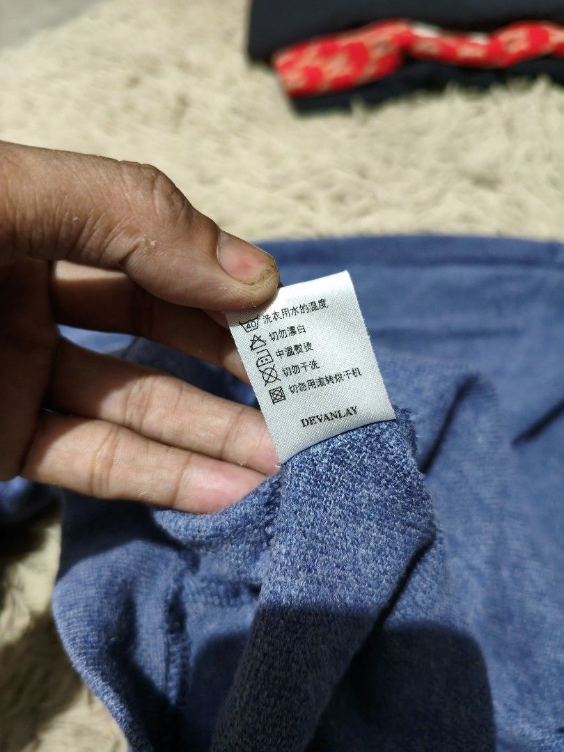 Lacoste Quarterzip jacket (Category: Coats, Jackets and Outerwear) located in Lebak. Submitted by tomaythrift (Listing ID 1463278507, Image 3). Description: 24 x 28 dimes no issue authentic 9/10 color rate.
