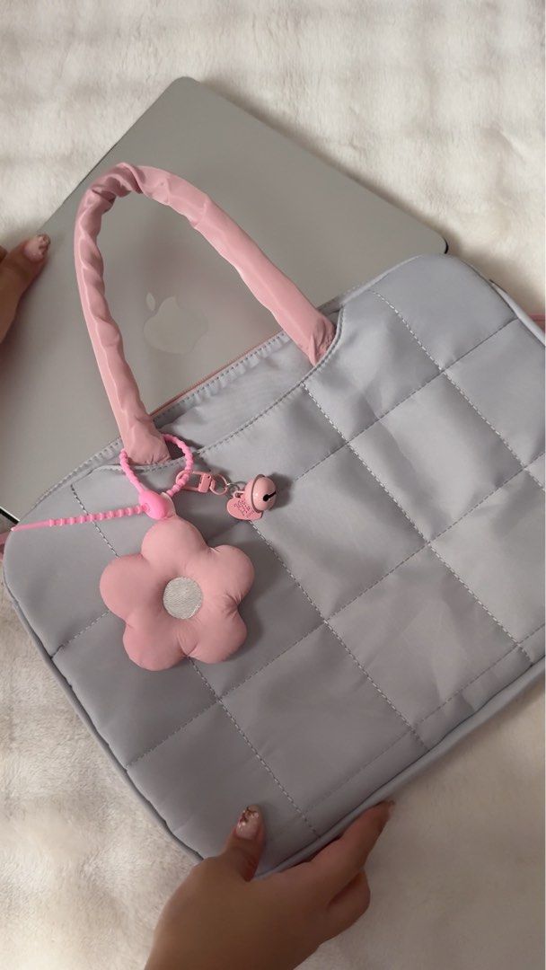 Laptop 13” Bag Blue x Pink (Category: Laptop Bags & Sleeves) located in Caloocan City. Submitted by .manel. (Listing ID 1463291989, Image 2). Description: brand new, recorded for promoting purposes.