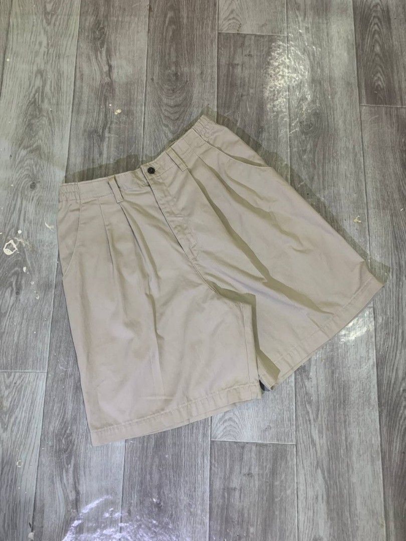 LEE CASUAL JORTS (Category: Shorts) located in Libon. Submitted by clarenceramirez (Listing ID 1463169574, Image 1). Description: ₱210+s 28-30 waistline ‎21 inches length ‎13 inches LEGHOLE ‎.