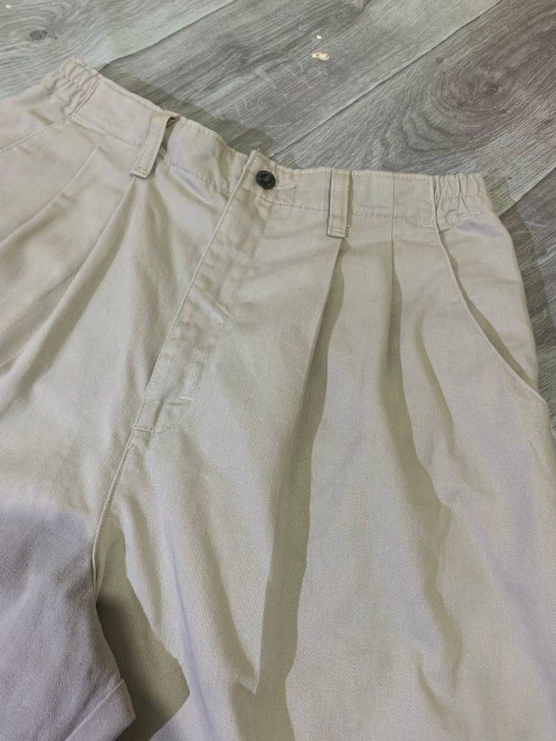 LEE CASUAL JORTS (Category: Shorts) located in Libon. Submitted by clarenceramirez (Listing ID 1463169574, Image 3). Description: ₱210+s 28-30 waistline ‎21 inches length ‎13 inches LEGHOLE ‎.
