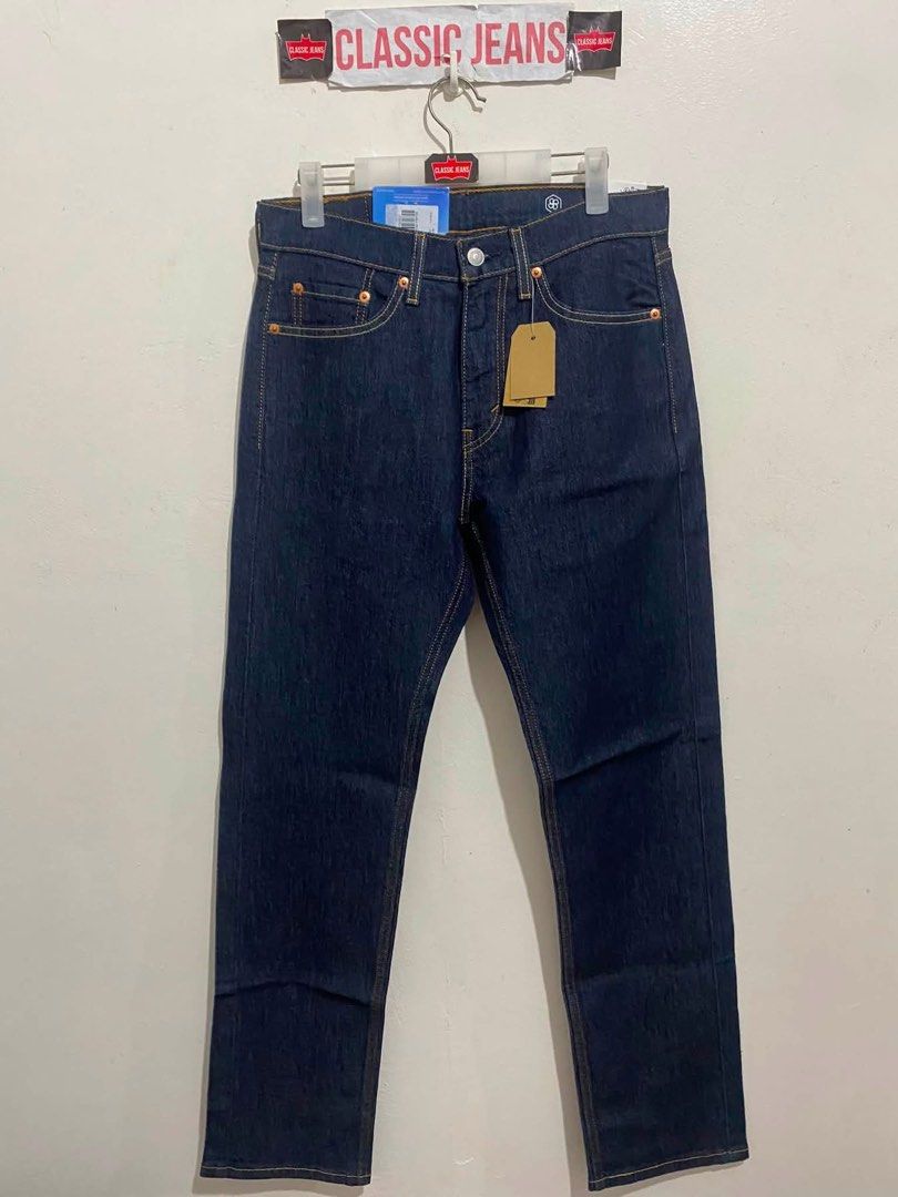 levis 505 (Category: Jeans) located in Taguig. Submitted by cjphvip (Listing ID 1463291343, Image 3). Description: LEVIS 505 COOL😎 MINE CODE A11 ₱1900 FREE SF📌 bewang 29 to 31 haba 42 hem 7.5 brand new raw denim ready to use MINE CODE A11 ₱1900 FREE SF📌.