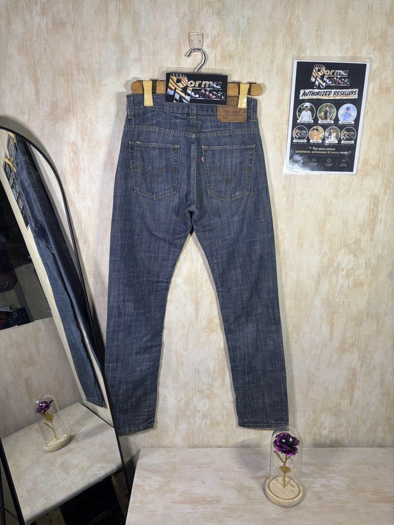 LEVIS 511 PANTS (Category: Jeans) located in Cabuyao City. Submitted by pormanation-thrift-store (Listing ID 1463127927, Image 1). Description: LEVIS 511 PANTS Condition: EXCELLENT Color rate: 9/10 Size: 29 Dimes: 29”Wx 40.5”L Issue: NONE‼️ Price: 1200.