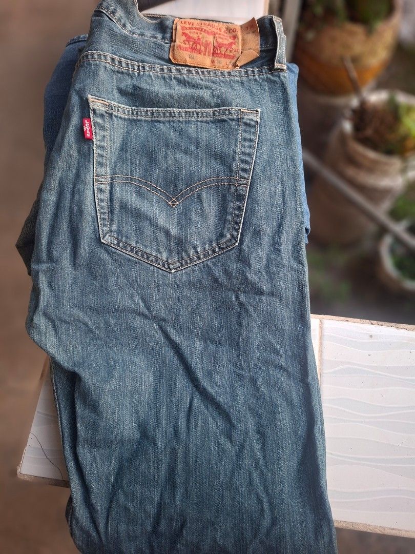 Levi's Bundle Sale (Category: Jeans) located in Santa Maria. Submitted by mikavillaflor4 (Listing ID 1463180444, Image 3). Description: all original levi's.
