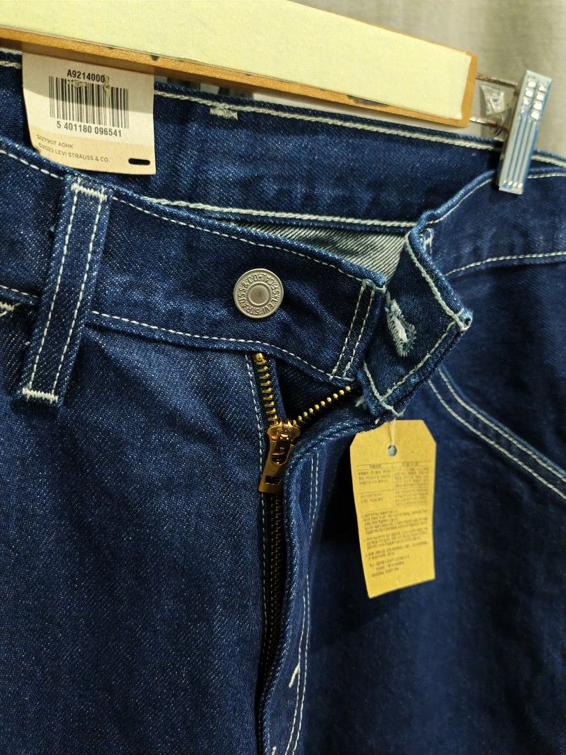 Levis carpenter pants (Category: Jeans) located in Baguio. Submitted by used_clothing2600 (Listing ID 1463283953, Image 3). Description: Levis carpenter pants brandnew size 28 measurements waist 15 inches front rise 11 thigh 11 knee 9.5 inseam 30 outseam 41.5 leg opening 8 P 3,480.