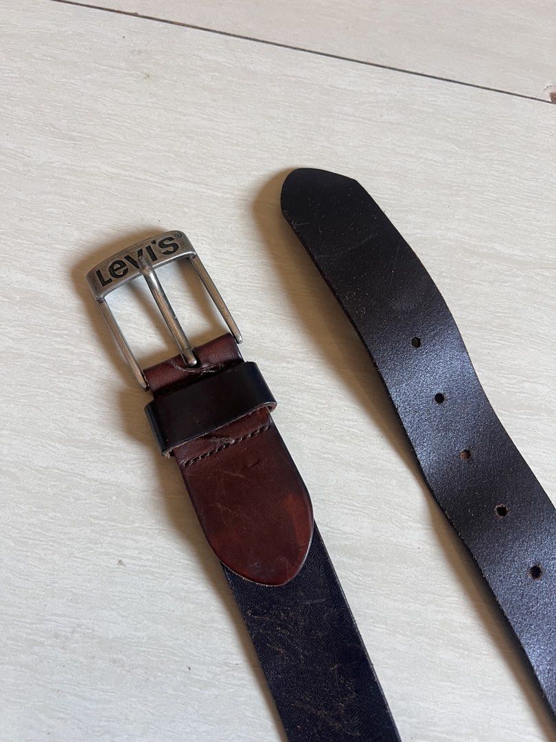 Levi's Leather Belt (Category: Belts) located in Zamboanga. Submitted by safe.haimer (Listing ID 1463230519, Image 2). Description: - Genuine Levi's Belt - 100% Full Grain Bovine Leather - Classic Buckle Design - Available in Dark Brown and Black - Perfect for Everyday Wear - Shows some signs of use, but remains sturdy and durable.