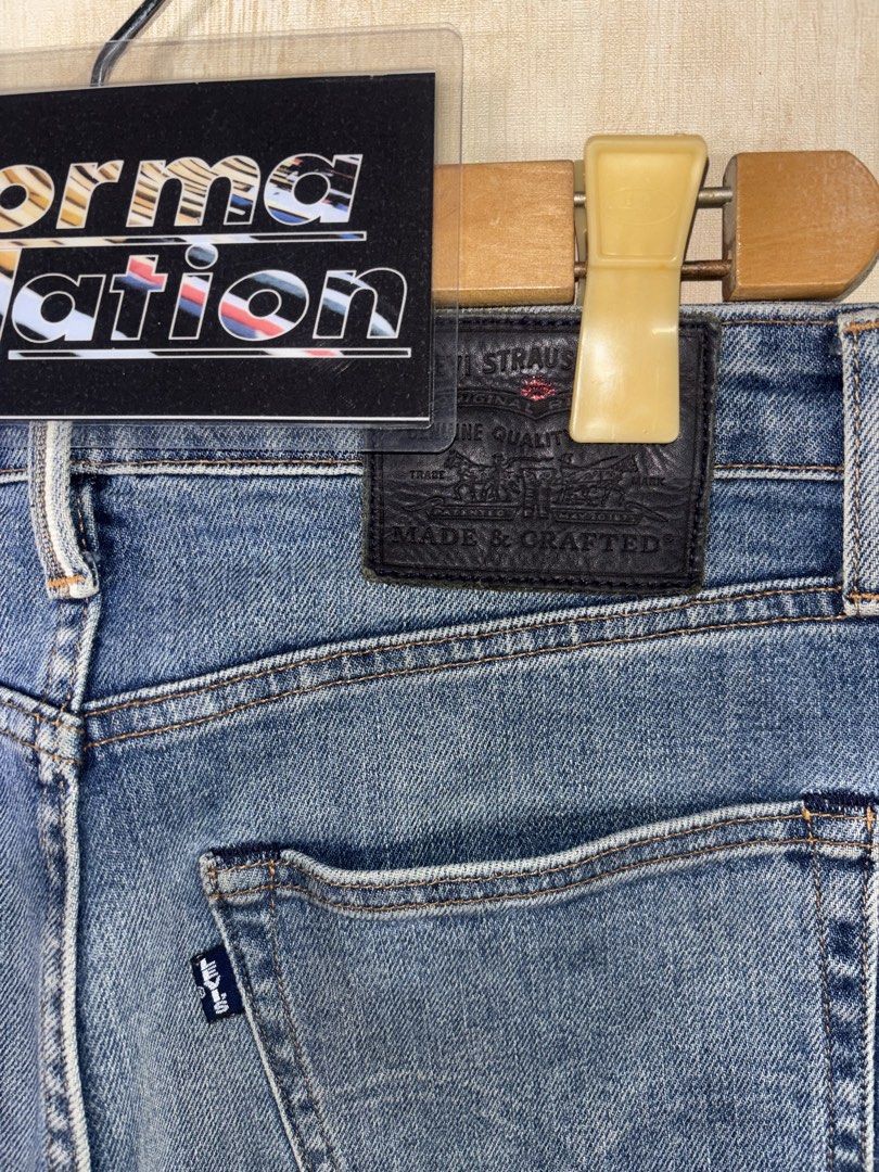 LEVIS MADE AND CRAFTED SELVEDGE DENIM PANTS (Category: Jeans) located in Cabuyao City. Submitted by pormanation-thrift-store (Listing ID 1463128606, Image 3). Description: LEVIS MADE AND CRAFTED SELVEDGE DENIM PANTS Condition: EXCELLENT Color rate: 9.5/10 Size: 30 Dimes: 30”Wx37.5”L Issue: NONE❌ Price: 2500.
