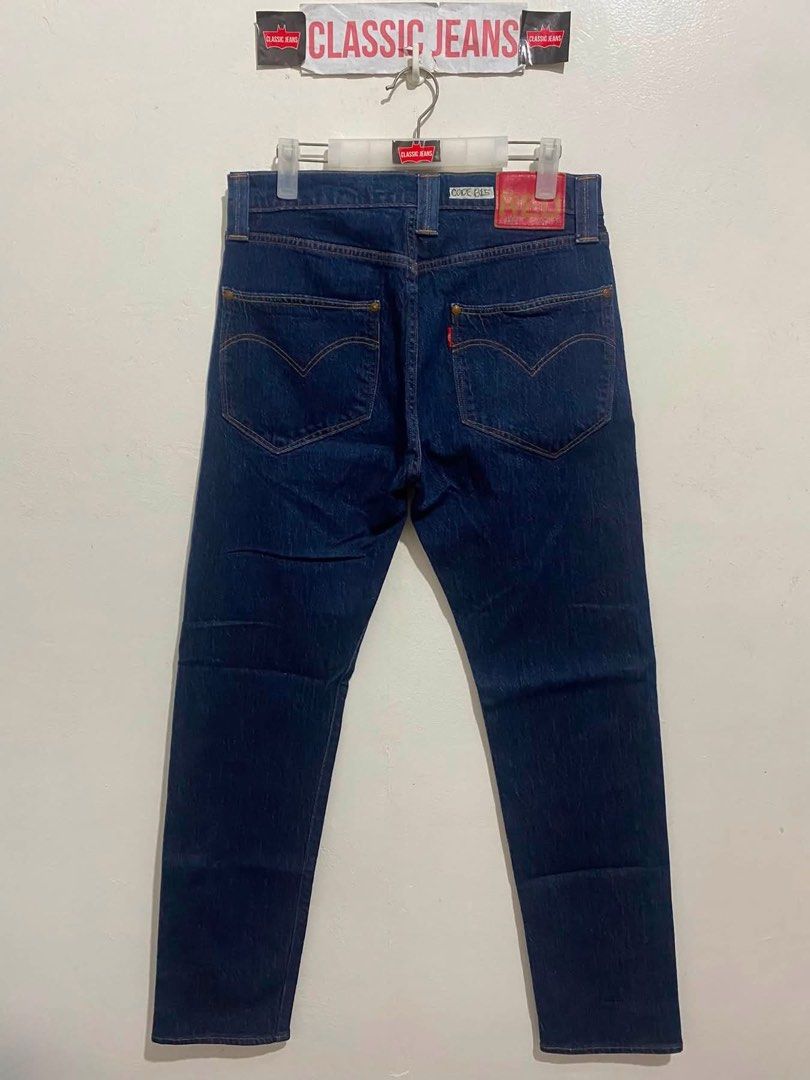 levis red (Category: Jeans) located in Taguig. Submitted by cjphvip (Listing ID 1463290748, Image 2). Description: LEVIS RED 502 TAPER🔥 MINE CODE B15 ₱2000 FREE SF📌 bewang 30 to 31 haba 41 hem 7 10/10 condition ready to use MINE CODE B15 ₱2000 FREE SF📌.