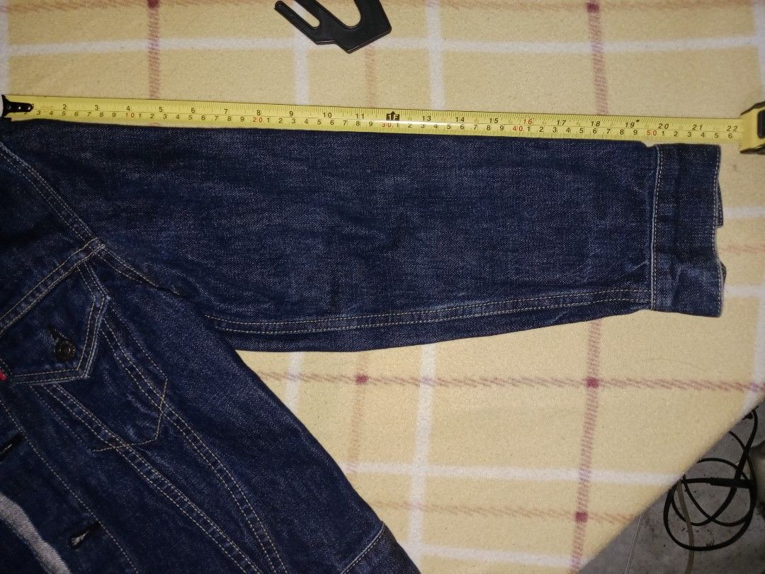 Levis type 3 (Category: Coats, Jackets and Outerwear) located in Manila. Submitted by sayloo (Listing ID 1463303455, Image 3). Description: *levis type 3 jacket *Made in Japan *J22 just hit me up if you want some details or if u have some questions about the jacket, feel free🙂.