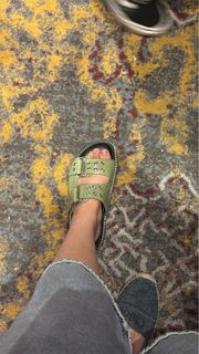 (Category: ) located in . Submitted by namsufia1432094 (Listing ID 1463274505, Image 1). Description: .
