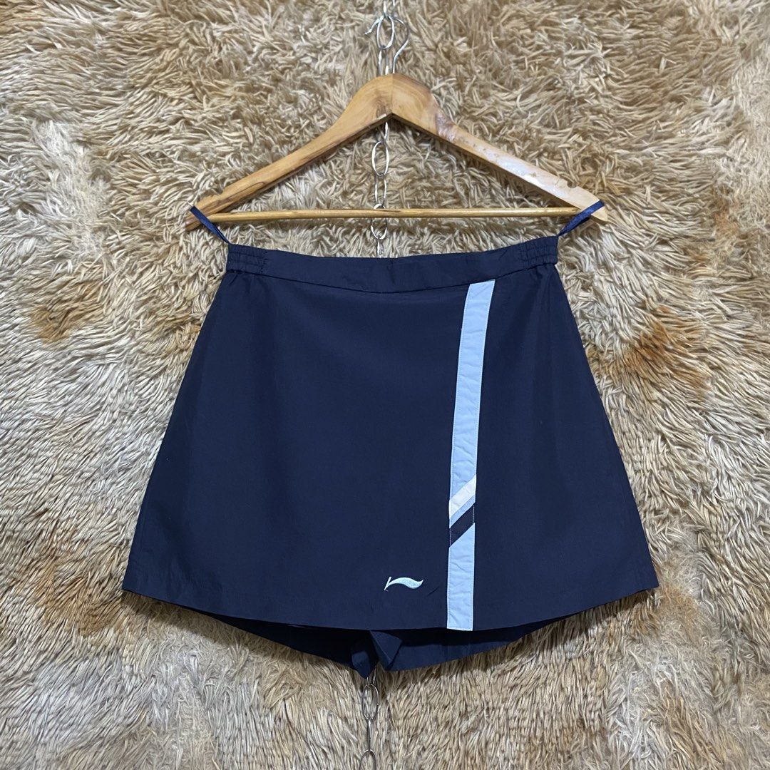 LI-NING SKORT (Category: Activewear) located in Butuan. Submitted by jc13thrifts (Listing ID 1463289286, Image 1). Description: excellent to new condition no issues, need wash only 9.5 or better color rate size large on tag.