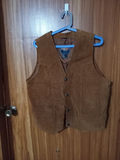 (Category: ) located in . Submitted by joyful.finds (Listing ID 1463121212, Image 1). Description: .