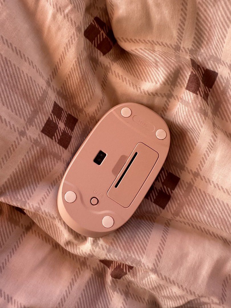 logitech m196 bt mouse in pink (Category: Mouse & Mousepads) located in Manila. Submitted by ciscowebexx (Listing ID 1463154417, Image 2). Description: - bought last july 2026. used not more than 5 times - with box.