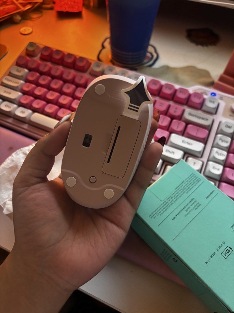 Logitech wireless mouse (Category: Mouse & Mousepads) located in Manila. Submitted by swiftearth.9b4bf7 (Listing ID 1463256893, Image 2). Description: - color pink - never been used (just opened it).