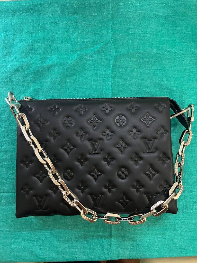 Louis Vuitton black pm bag (Category: Luxury Bags & Wallets) located in Makati City. Submitted by fourthwolf (Listing ID 1463262124, Image 2). Description: 🇰🇷 sourced - all hardwares has stamp - slightly negotiable - payment first, no COD.