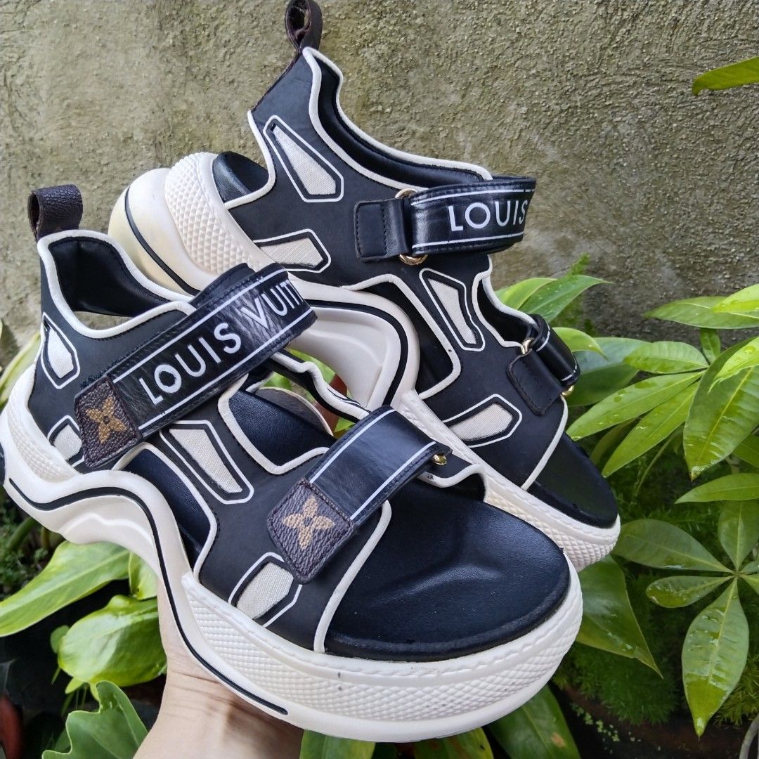 Louis Vuitton Black White Monogram Sandals Size 37 (Category: Flats & Sandals) located in Lubao. Submitted by dione_closet503 (Listing ID 1463195332, Image 1). Description: - Authentic Louis Vuitton Sandals - Color: Black and White - Features LV Monogram on straps and insoles - Size: 37 - Made in Italy - Chunky sole for comfort and style - Ideal for casual wear.