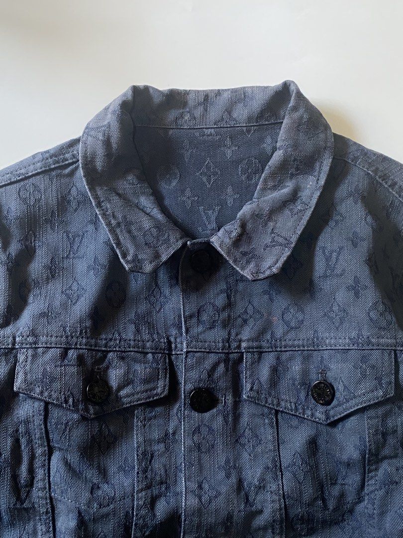Louis Vuitton Blue Monogram Jacket (Category: Coats, Jackets and Outerwear) located in Manila. Submitted by finofindthisart (Listing ID 1463238842, Image 3). Description: Length 24 Width 18 Measured it by inches P2499 Issue: N/A This is a pre-loved/thrifted items and may show minor signs of issue due to its vintage nature. Kindly manage expectations. No refunds or exchanges will be accepted. 📍Pasay City DM for inquiries..