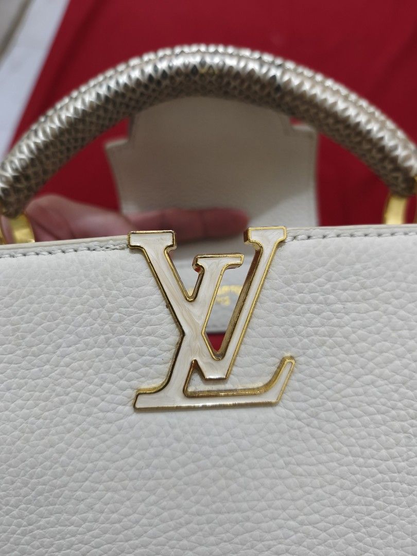 Louis Vuitton Mini Capucine (Category: Luxury Bags & Wallets) located in Imus. Submitted by franzluigii (Listing ID 1463174343, Image 2). Description: Mini Capucine pre loved but still in good condition .