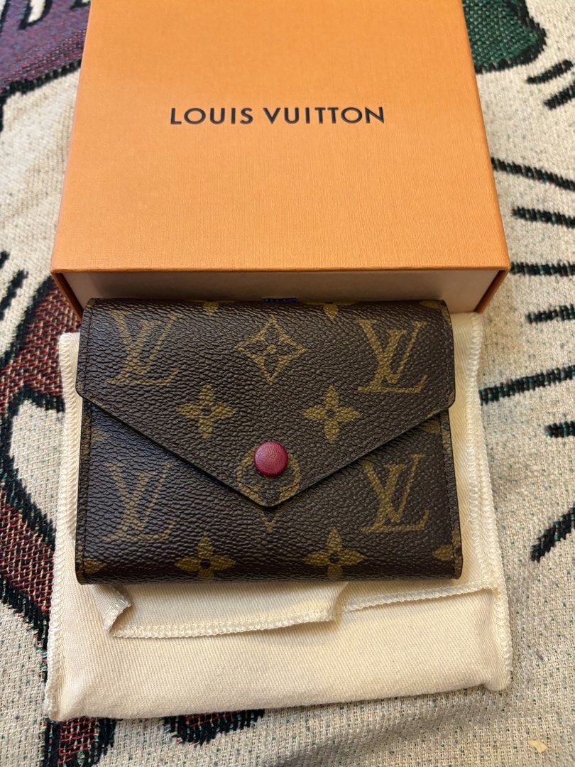 Louis vuitton victorine wallet (Category: Wallets & Card holders) located in Malolos. Submitted by 3Coolitz (Listing ID 1463246675, Image 1). Description: With initials, can be removed easily.