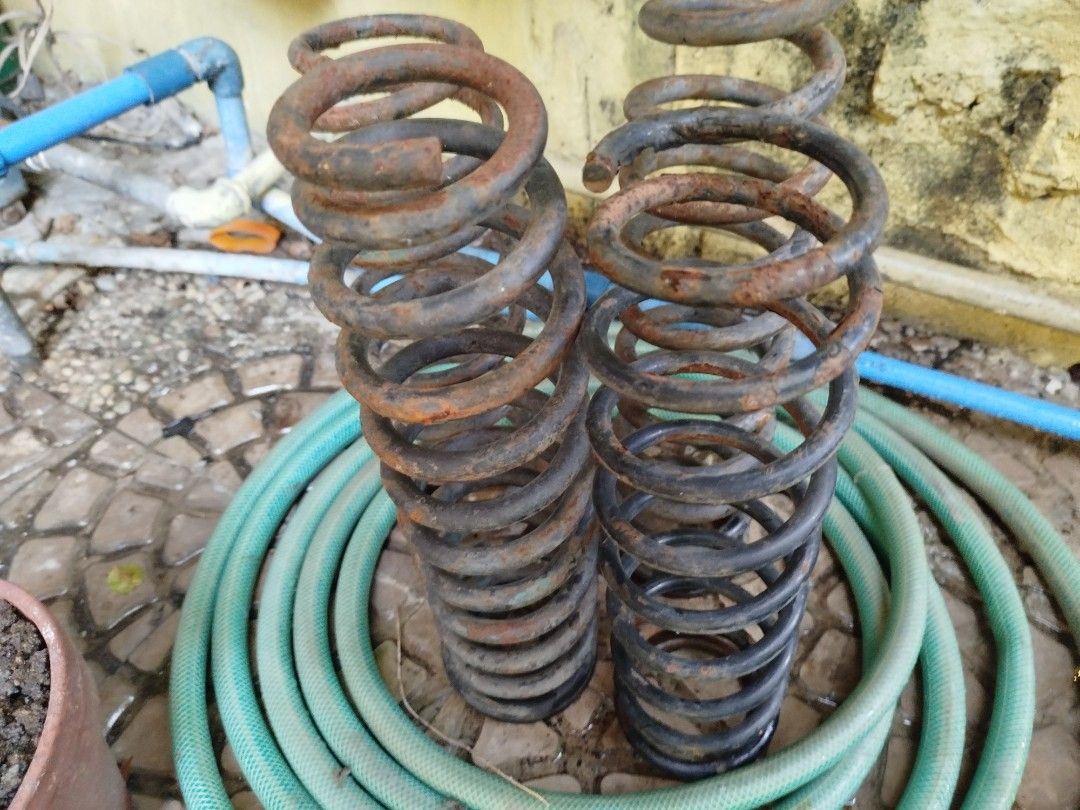 Lowering Coils from '95 Honda Civic Esi (Category: Suspension Parts and Accessories) located in Manila. Submitted by major.owl29 (Listing ID 1463212816, Image 3). Description: - For sale set of 4 lowering springs front and rear from our old 95 Honda Civic Esi. - My daughter found the car too low, replaced them with higher springs. Used but still durable - For those who want a lower more sleek ride for your Civic Esi, etc. - Sold only as lot - Ple