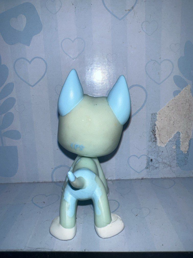 LPS Great Dane Blue Little Pet Shop (Category: Figurines & Statues) located in Manila. Submitted by littlestpetshopcollector (Listing ID 1463252664, Image 3). Description: Original purchased at Toy Kingdom. For sale or trade to other series of LPS (any series).